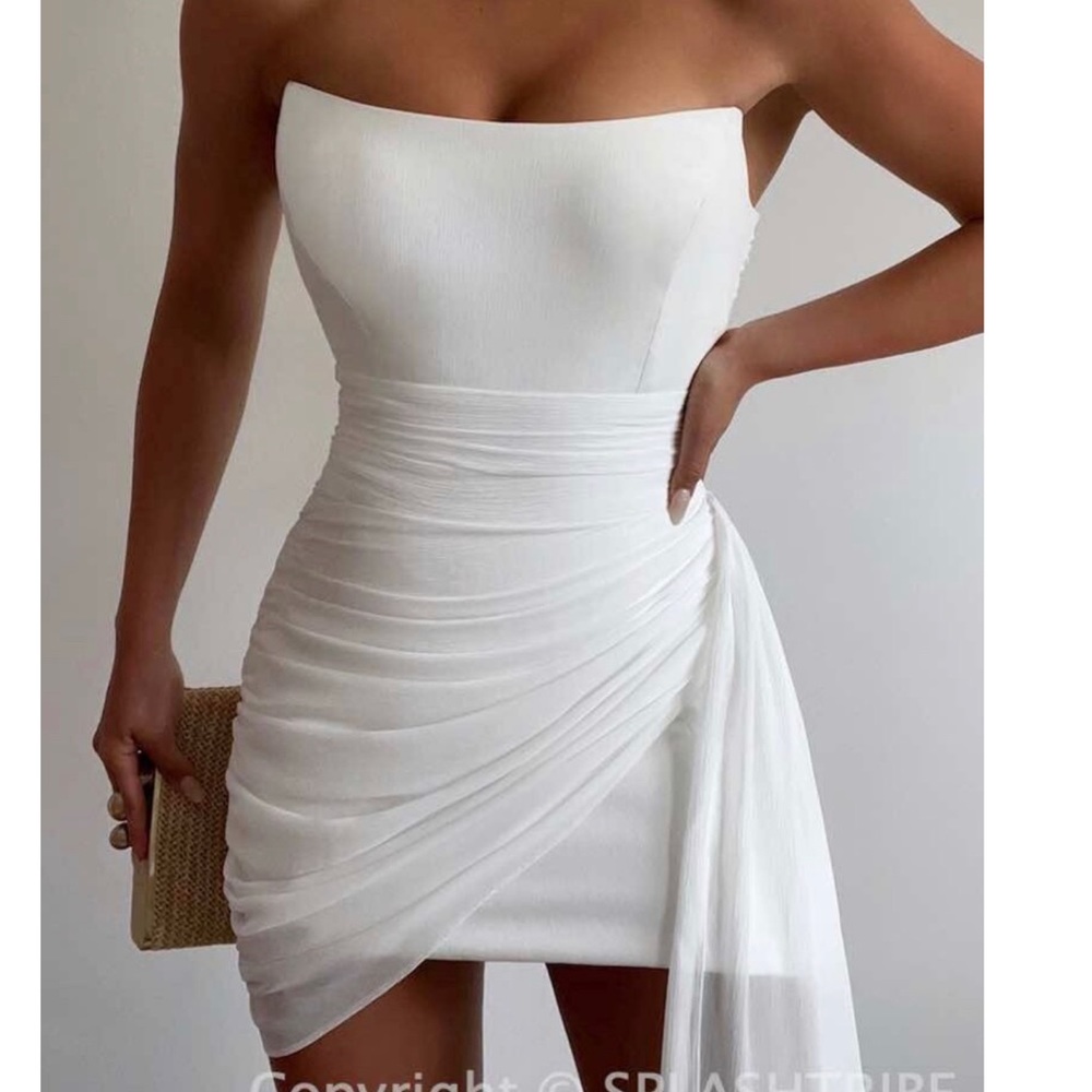 White mini dress worn once size small / U.S.A. 4